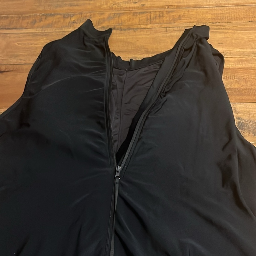 Baleaf paddle board suit, black, zipper in back - Picture 8 of 9